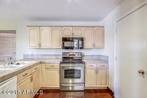 4801 E Abraham Ln, Phoenix, AZ 85054 photo 13