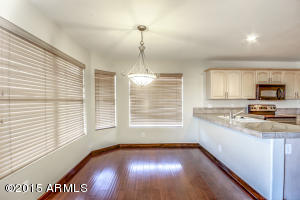 4801 E Abraham Ln, Phoenix, AZ 85054 photo 8