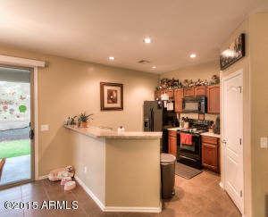 1098 S Olympic Dr, Gilbert, AZ 85296 photo 6