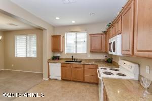 3869 E Santa Fe Ln, Gilbert, AZ 85297 photo 9