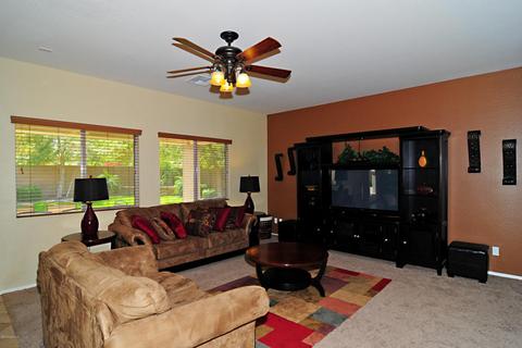 2741 E Tina Ln, Gilbert, AZ 85298 photo 9