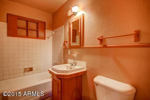 2124 E Whitton Ave, Phoenix, AZ 85016 photo 13