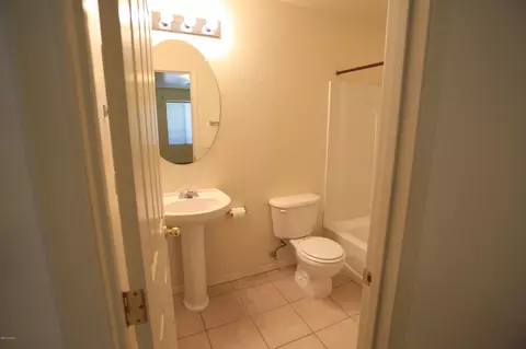 103 W Laurel Ct, Gilbert, AZ 85233 photo 8