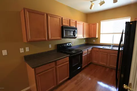 103 W Laurel Ct, Gilbert, AZ 85233 photo 13
