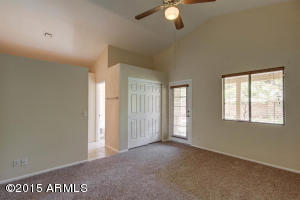 957 E Cullumber St, Gilbert, AZ 85234 photo 8