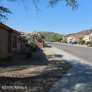 1942 E Siesta Ln, Phoenix, AZ 85024 photo 4