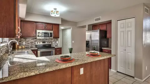 3859 E Cathedral Rock Dr, Phoenix, AZ 85044 photo 11