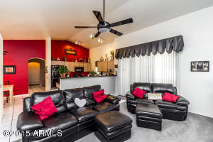 654 S Sahuaro Dr, Gilbert, AZ 85233 photo 6