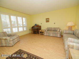 2525 E North Ln, Phoenix, AZ 85028 photo 3