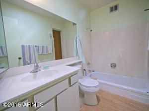 2525 E North Ln, Phoenix, AZ 85028 photo 9