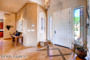 2011 E Topeka Dr, Phoenix, AZ 85024 photo 3