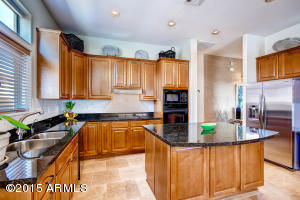 2011 E Topeka Dr, Phoenix, AZ 85024 photo 8