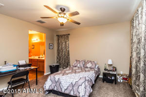 851 E Aberdeen Dr, Gilbert, AZ 85298 photo 17