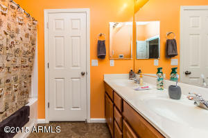 851 E Aberdeen Dr, Gilbert, AZ 85298 photo 23