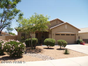 1941 E Shannon St, Gilbert, AZ 85295 photo 1