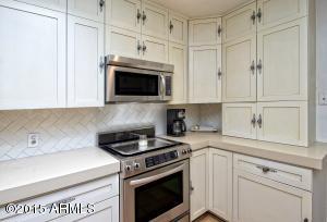 3718 N 35th Pl, Phoenix, AZ 85018 photo 9