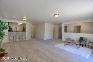 695 S Roca St, Gilbert, AZ 85296 photo 5