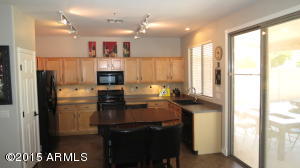470 S Peppertree Dr, Gilbert, AZ 85296 photo 11