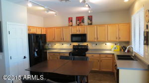 470 S Peppertree Dr, Gilbert, AZ 85296 photo 12