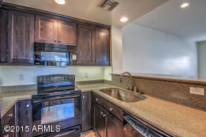 815 E Rose Ln #110, Phoenix, AZ 85014 photo 8