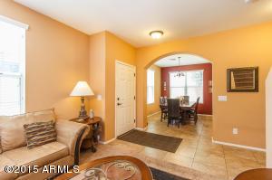 3891 Edna Dr, Gilbert, AZ 85296 photo 2