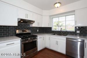 1024 E Glenn Dr, Phoenix, AZ 85020 photo 5