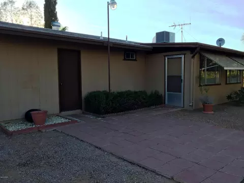 487 S Copper Dr, Apache Junction, AZ 85120 photo 4