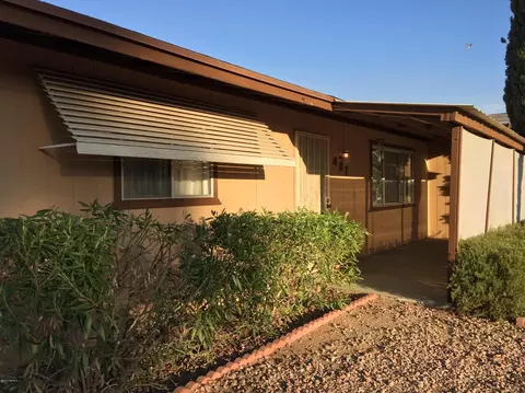 487 S Copper Dr, Apache Junction, AZ 85120 photo 2