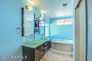 2020 E Gelding Dr, Phoenix, AZ 85022 photo 24