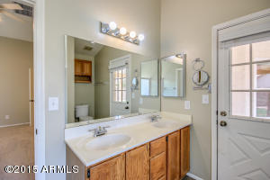 901 Encinas Ave, Gilbert, AZ 85234 photo 23