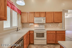 901 Encinas Ave, Gilbert, AZ 85234 photo 14