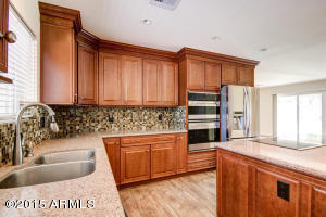 39 E Kaler Dr, Phoenix, AZ 85020 photo 5