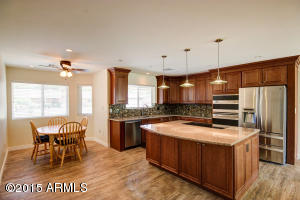 39 E Kaler Dr, Phoenix, AZ 85020 photo 8