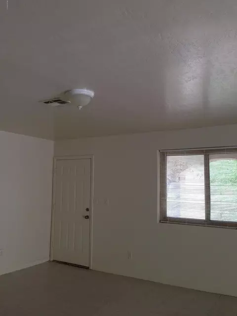 1610 E Wier Ave, Phoenix, AZ 85040 photo 2