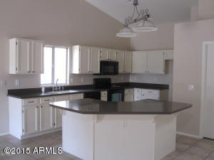 2819 E Blackhawk Dr, Phoenix, AZ 85050 photo 2