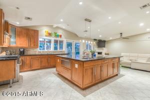 3122 N 47th St, Phoenix, AZ 85018 photo 7