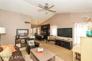 3834 Everett Dr, Phoenix, AZ 85032 photo 3