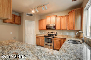 7002 S 39th Dr, Phoenix, AZ 85041 photo 9