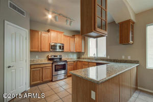 7002 S 39th Dr, Phoenix, AZ 85041 photo 8