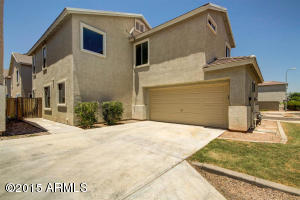 7002 S 39th Dr, Phoenix, AZ 85041 photo 2