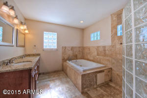 5127 Earll Dr, Phoenix, AZ 85018 photo 14