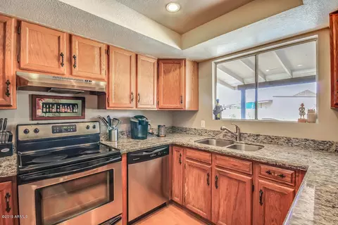 240 E Melody Dr, Gilbert, AZ 85234 photo 8
