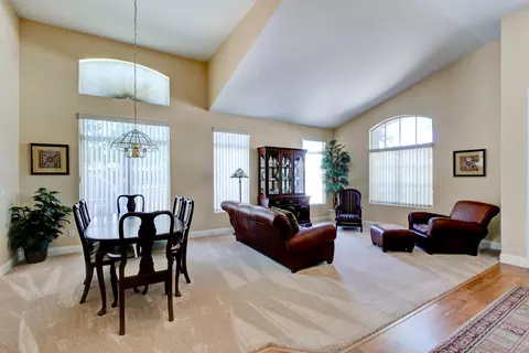 2553 E Silverwood Dr, Phoenix, AZ 85048 photo 3