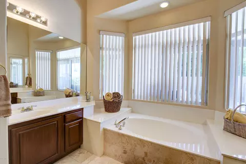 2553 E Silverwood Dr, Phoenix, AZ 85048 photo 14