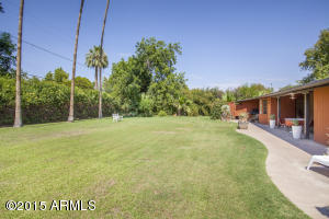 136 E Ocotillo Rd, Phoenix, AZ 85012 photo 15