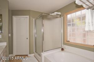 3315 E Blackhawk Dr, Phoenix, AZ 85050 photo 6