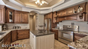 18109 E Sunnybrook Ln, Gilbert, AZ 85298 photo 3