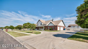18109 E Sunnybrook Ln, Gilbert, AZ 85298 photo 1