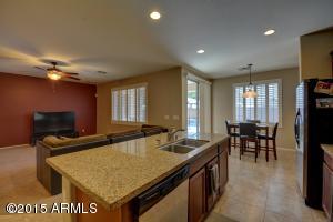 4239 S Squires Ln, Gilbert, AZ 85297 photo 11