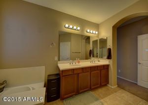 4239 S Squires Ln, Gilbert, AZ 85297 photo 15